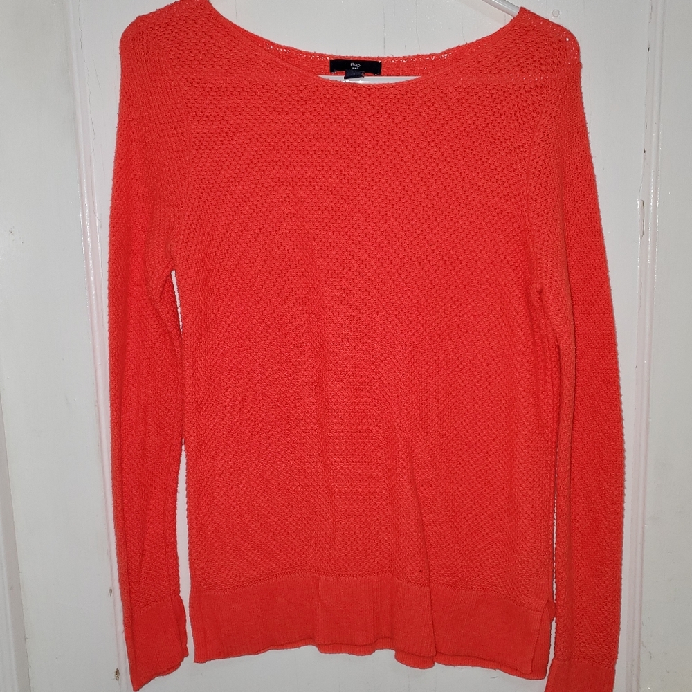 Women's kniy sweater